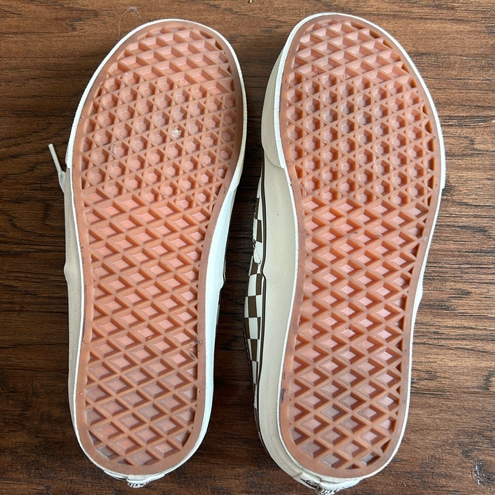 Authentic Checkered Brown Vans - Picture 4 of 6